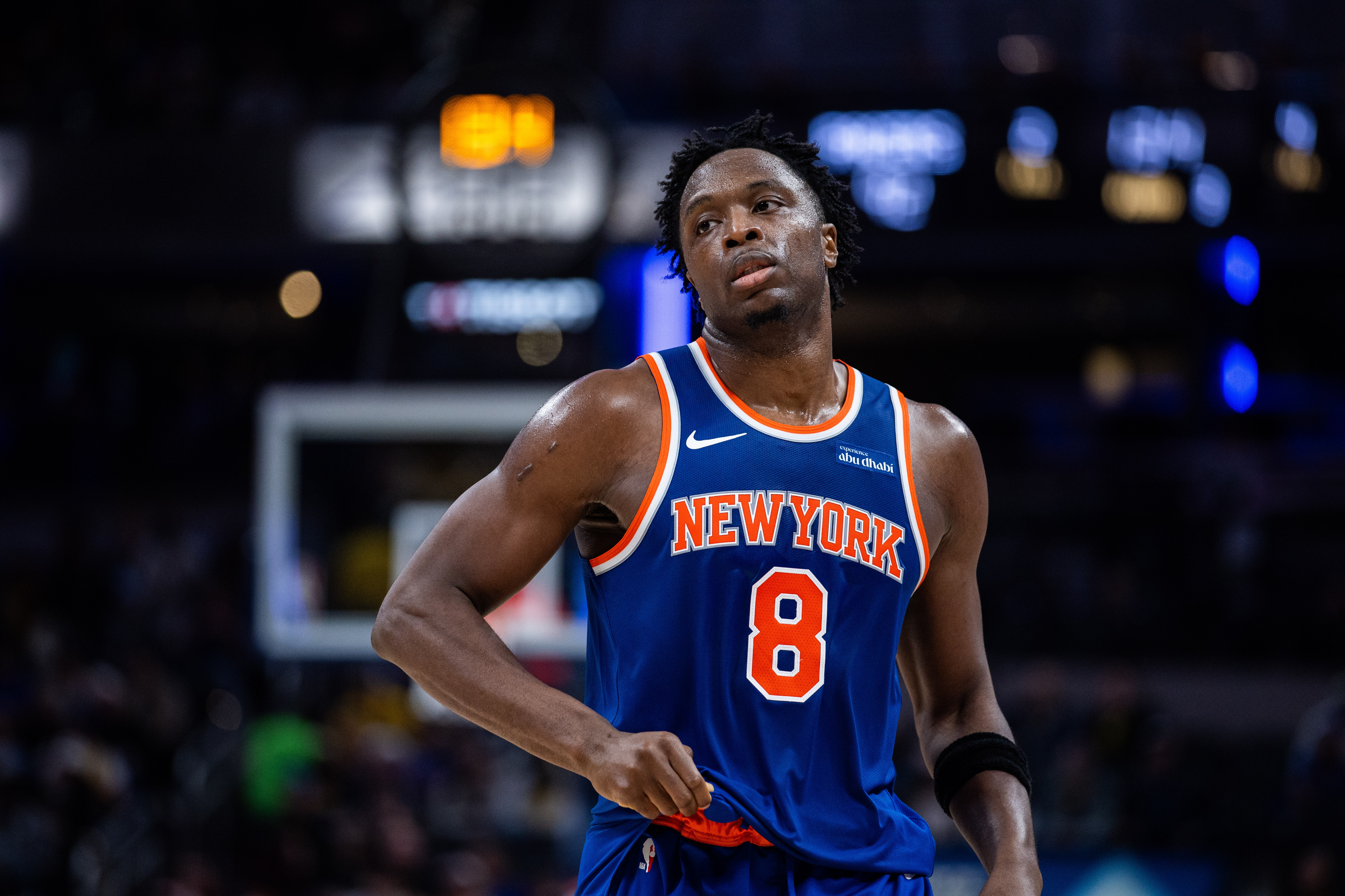 九游体育-阿努诺比谈防守恩比德：要想尽办法去断他的球&amp;跟他硬碰硬